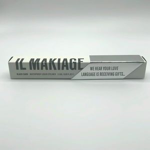 IL MAKIAGE Black Card Liquid Eyeliner
Ultra-Black Waterproof Liner